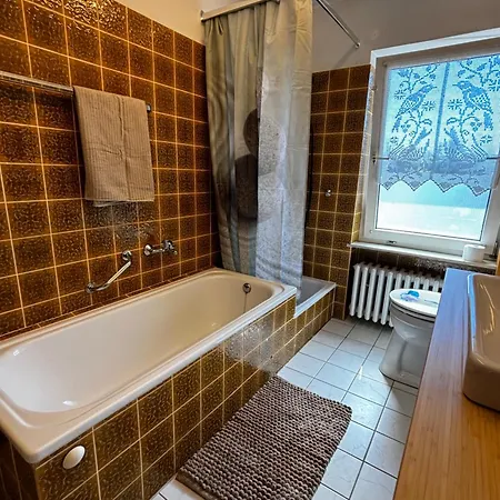 2 Mit Eigenem Bootsanleger * Maasholm