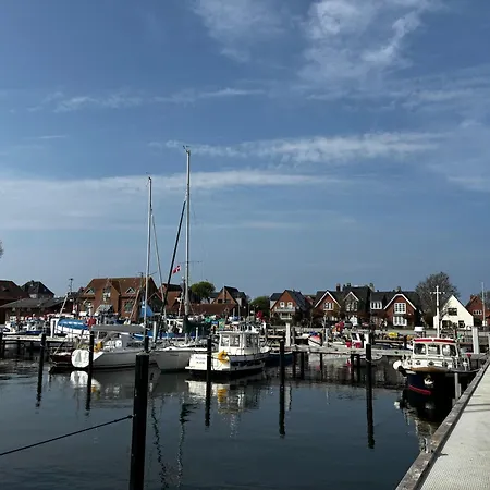 2 Mit Eigenem Bootsanleger * Maasholm